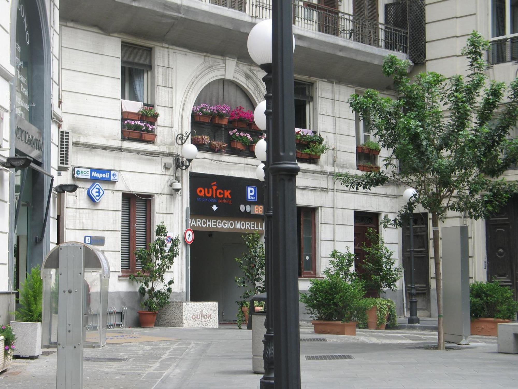 Bed Morelli 49 , Chiaia Nápoly Kültér fotó