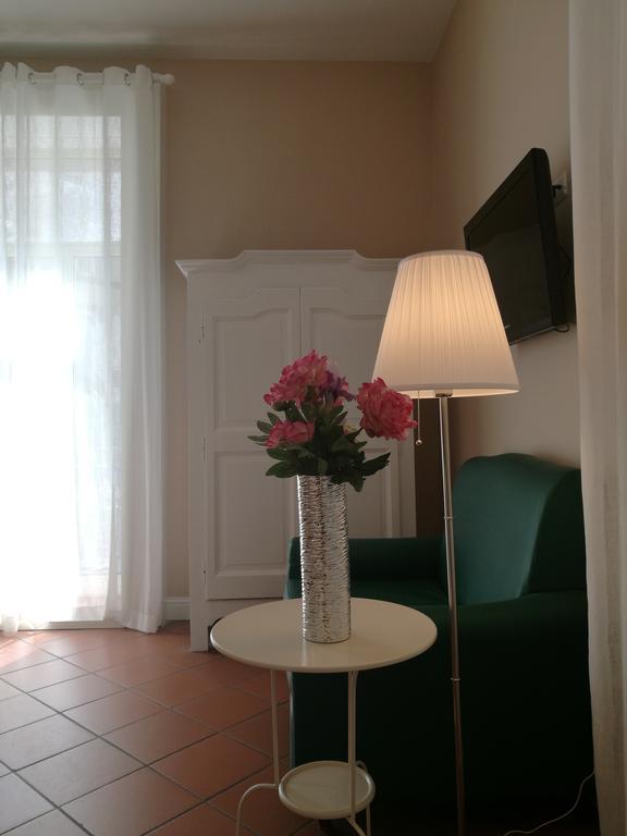 Bed Morelli 49 , Chiaia Nápoly Kültér fotó