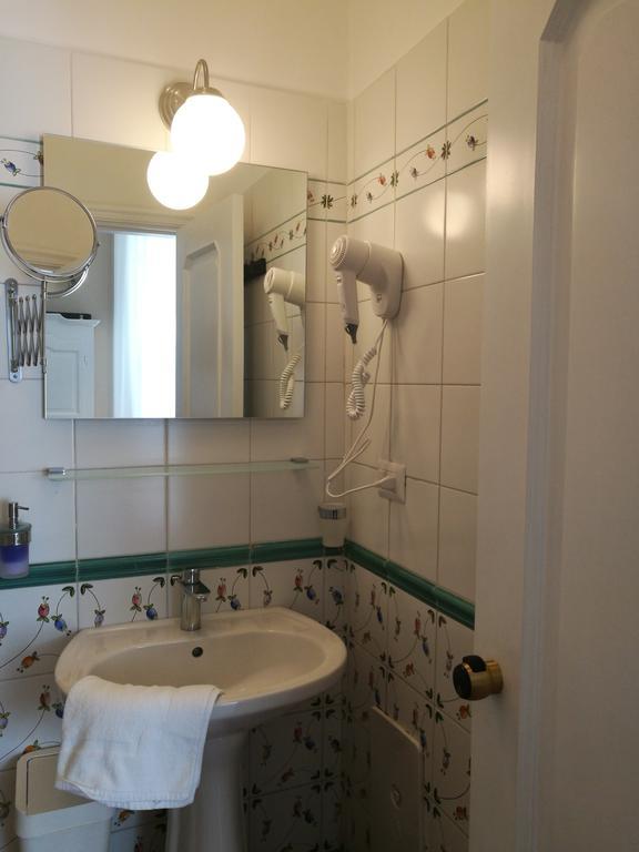 Bed Morelli 49 , Chiaia Nápoly Kültér fotó