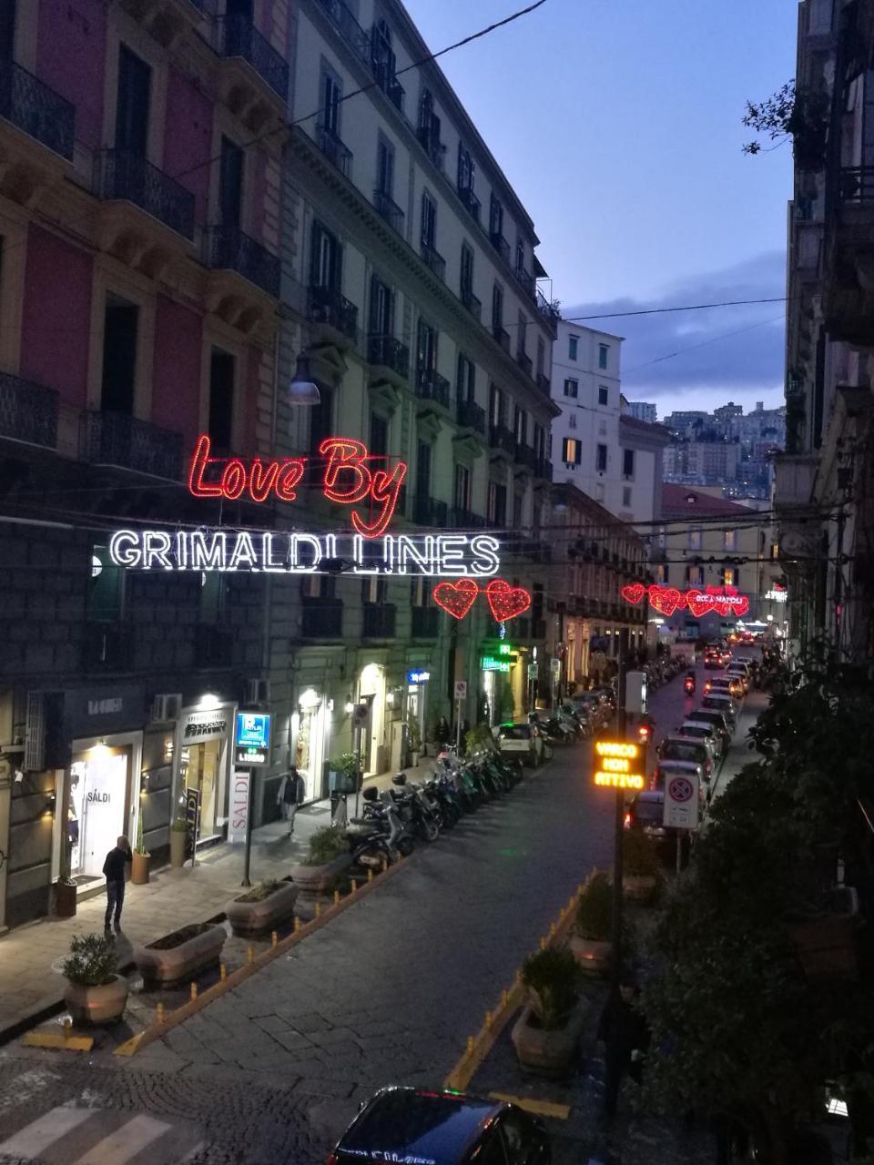 Bed Morelli 49 , Chiaia Nápoly Kültér fotó